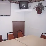 Spencer Inn & Suites 