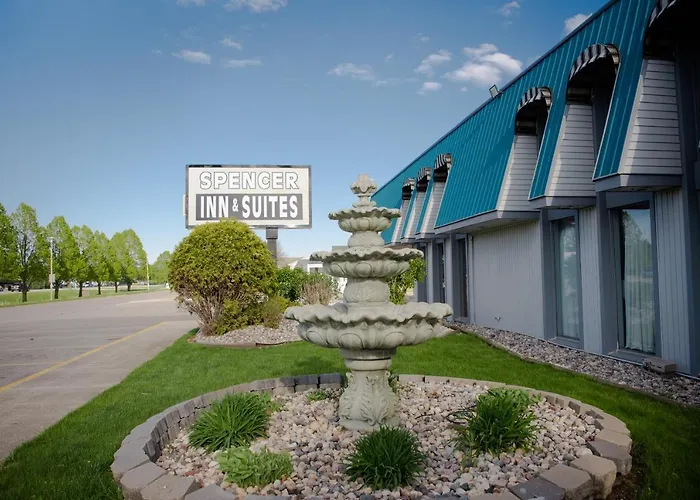 Spencer Inn & Suites