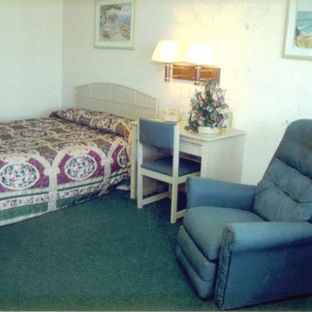 Hotel & 2*