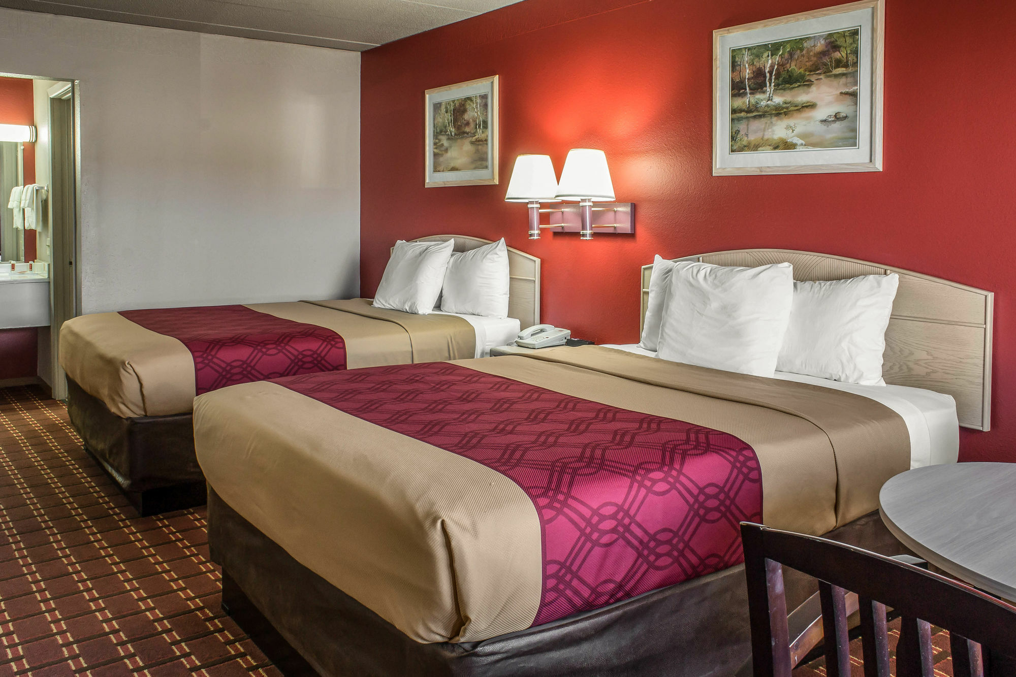 & Hotel 2*